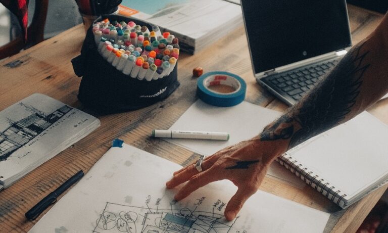 AcadTune_Career in Designing_Low